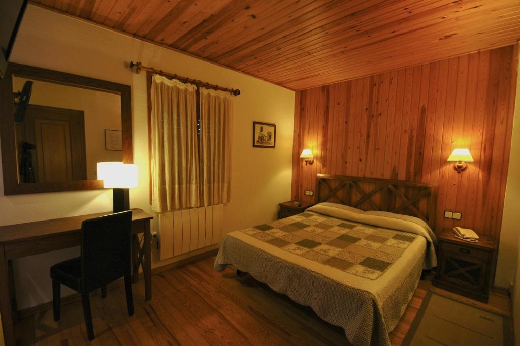 Hotel Els Puis Esterri D'Aneu Room photo